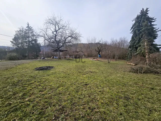 Eladó telek Dunabogdány 1255 nm