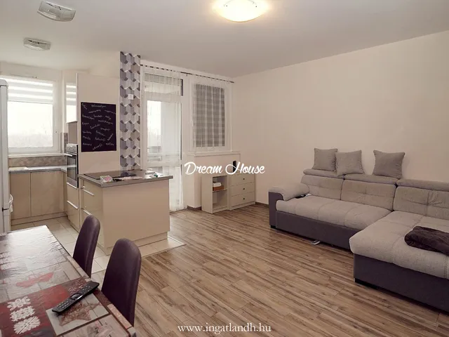 Kiadó lakás Nyíregyháza, Malomkert 46 nm