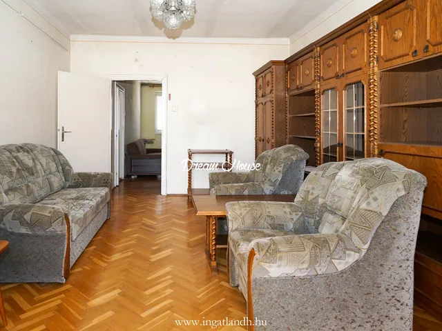 Eladó lakás Nyíregyháza, Belváros, Iskola utca 66 nm