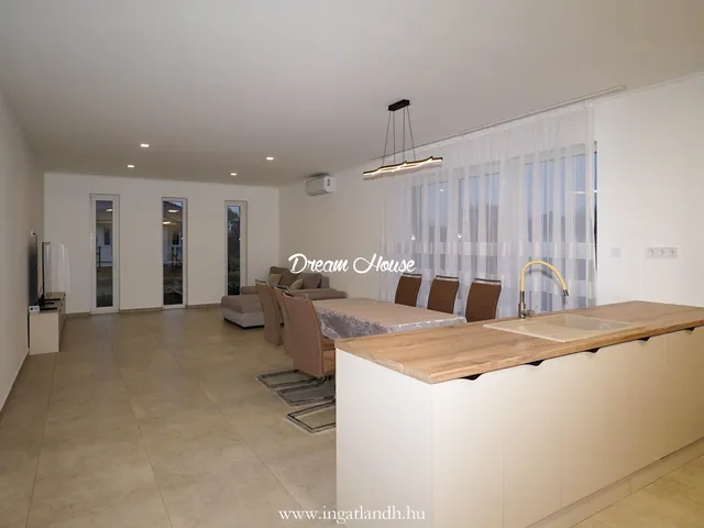 Kiadó ház Nyíregyháza, Kertváros 122 nm