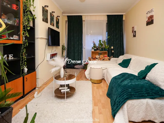 Eladó lakás Nyíregyháza, Örökösföld 72 nm