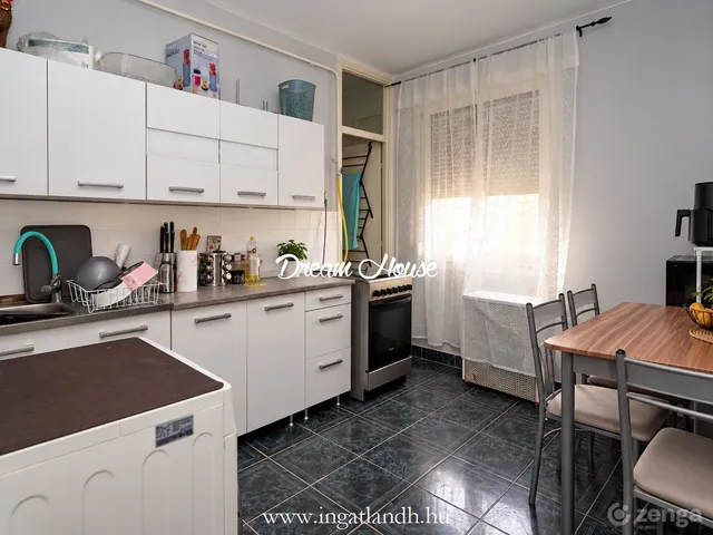 Eladó lakás Nyíregyháza, Malomkert 47 nm