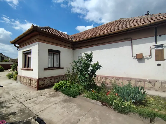 Eladó ház Nagykőrös 80 nm