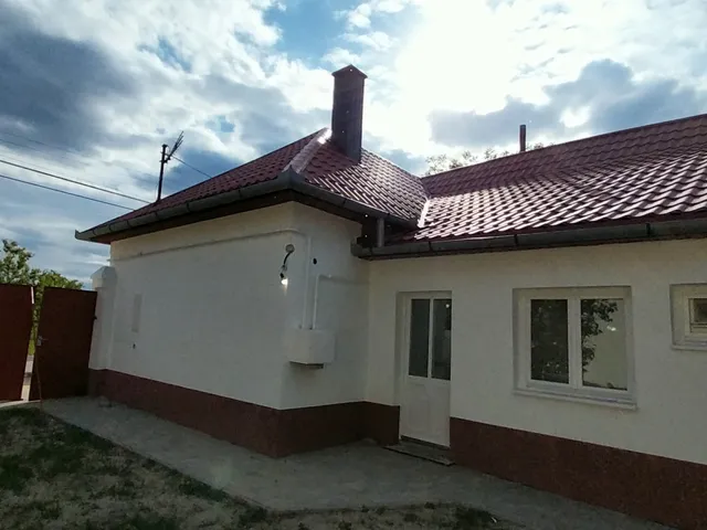 Eladó ház Nagykőrös, Tabán 72 nm