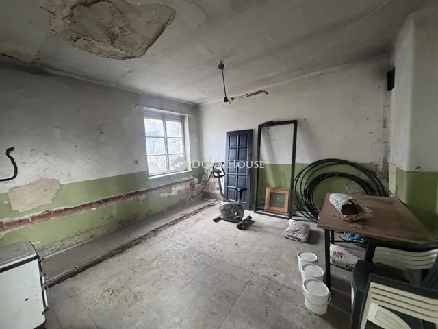 Eladó ház Mány 50 nm