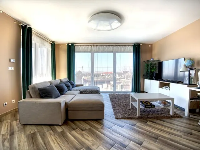 Eladó ház Tinnye 120 nm