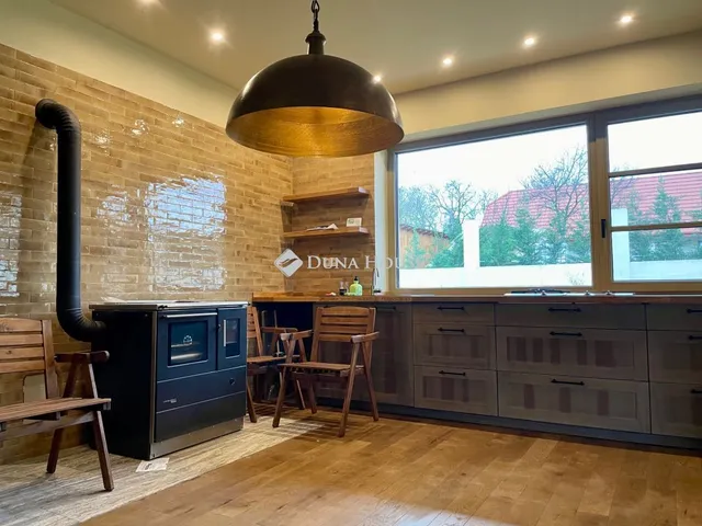 Eladó ház Perbál 150 nm