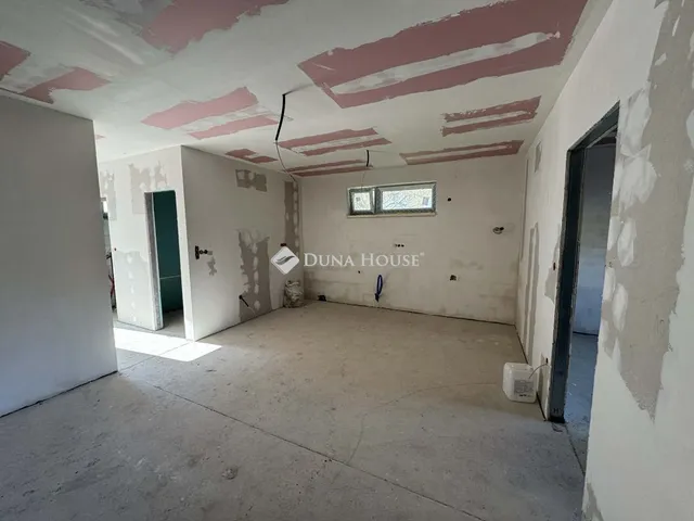 Eladó ház Bicske 92 nm