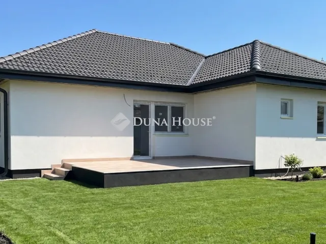 Eladó ház Bicske 92 nm