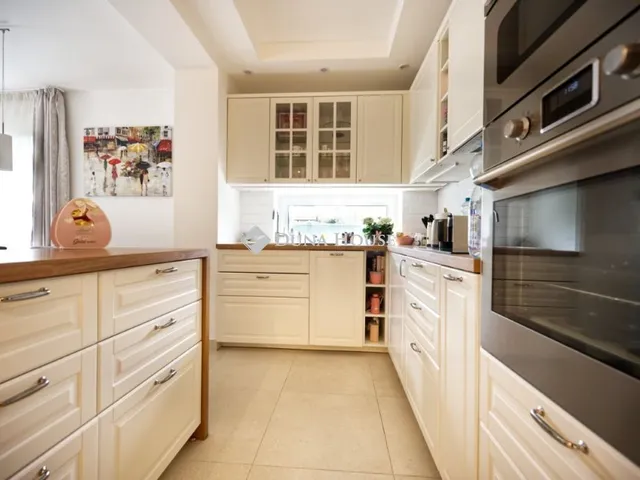 Eladó lakás Törökbálint 104 nm