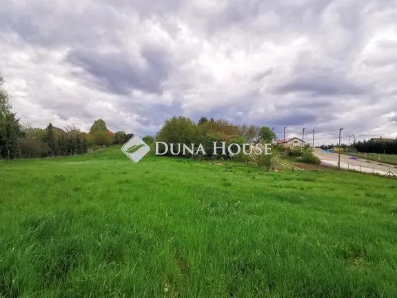 Eladó telek Budajenő 1170 nm