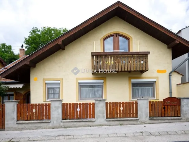 Eladó ház Budaörs 134 nm