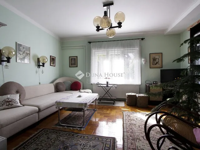 Eladó ház Budapest II. kerület 152 nm
