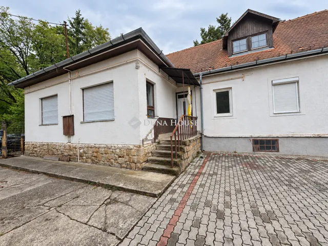 Eladó ház Budakeszi 246 nm