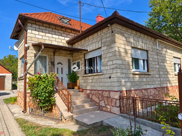 Eladó ház Zsámbék 127 nm