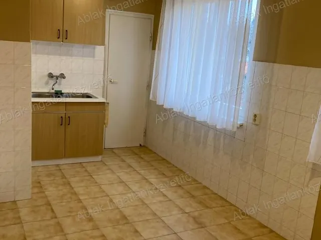Eladó lakás Kecskemét, Belváros 70 nm
