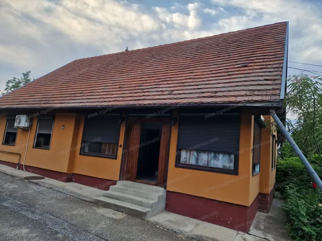 Eladó ház Balatonszabadi 150 nm