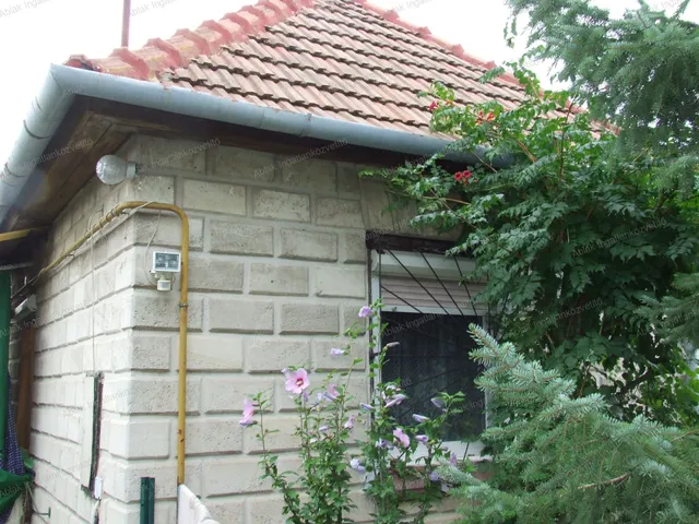 Eladó ház Kecskemét 25 nm
