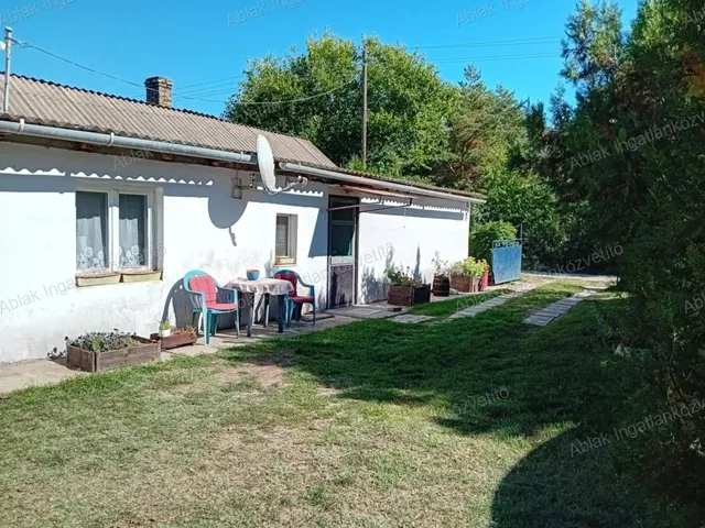 Eladó mezőgazdasági ingatlan Kecskemét, Úrihegy 70 nm
