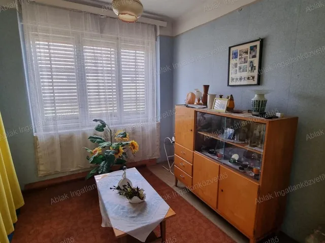 Eladó ház Tabdi 83 nm