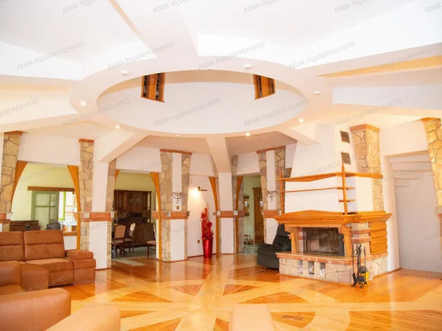 Eladó ház Nyíregyháza 300 nm