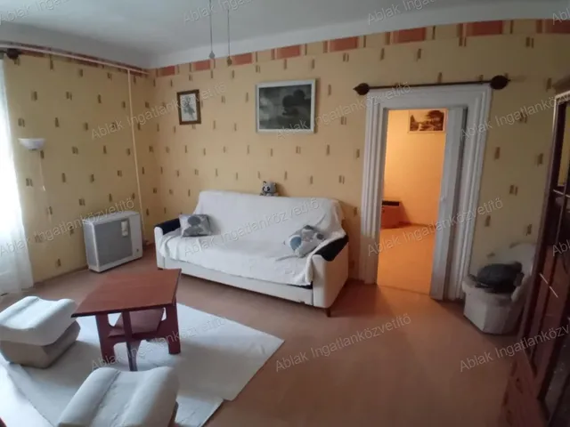 Eladó lakás Kecskemét, Belváros 54 nm