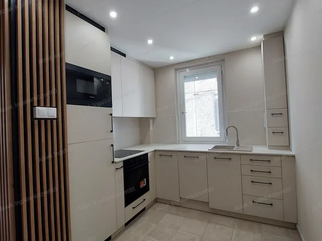 Kiadó lakás Kecskemét, Belváros 55 nm