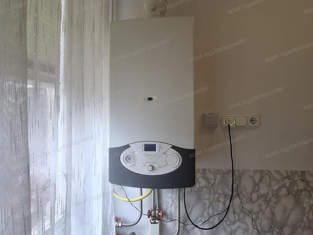 Eladó lakás Kiskunfélegyháza, Móraváros 56 nm