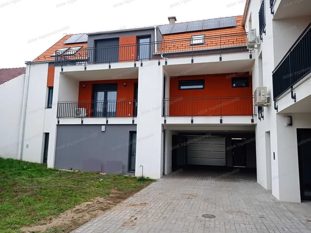 Eladó lakás Kecskemét, Belváros 53 nm