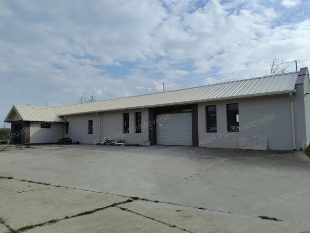 Kiadó telek Kecskemét, Hetényegyháza 220 nm