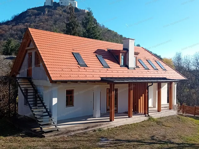 Eladó ház Füzér 1500 nm