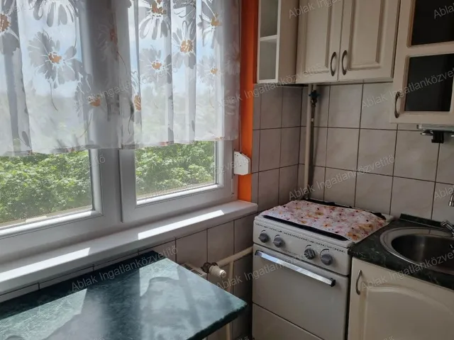 Eladó lakás Kecskemét, Széchenyiváros 33 nm
