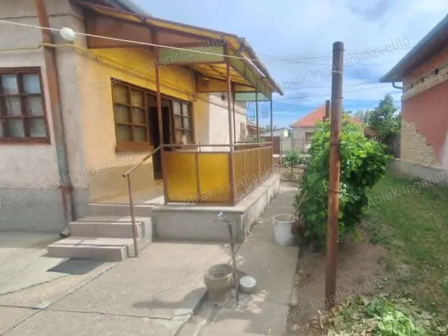 Eladó ház Kecskemét 75 nm
