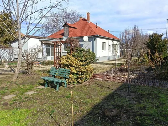 Eladó ház Kecskemét 100 nm
