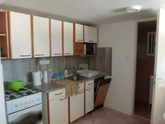 Eladó ház Balatonlelle 253 nm
