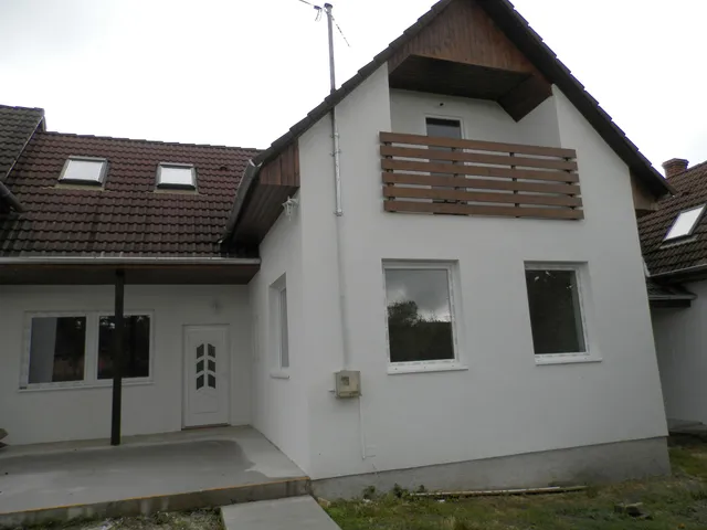 Eladó lakás Balatonlelle 135 nm