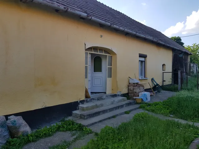 Eladó ház Koppányszántó, Fő u 211 55 nm