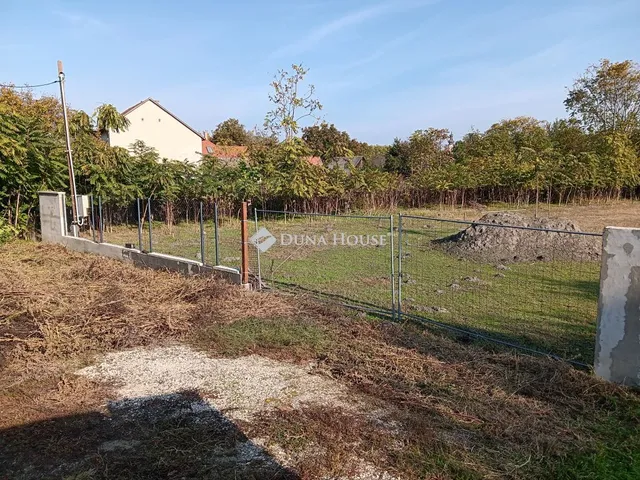 Eladó telek Ráckeve 1658 nm