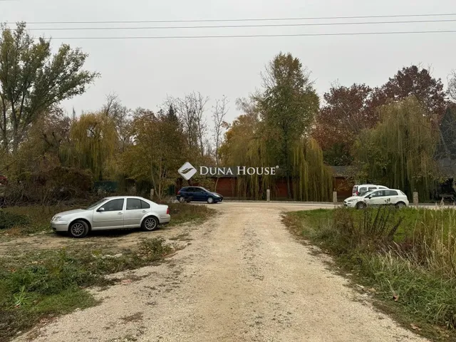 Eladó telek Ráckeve 700 nm