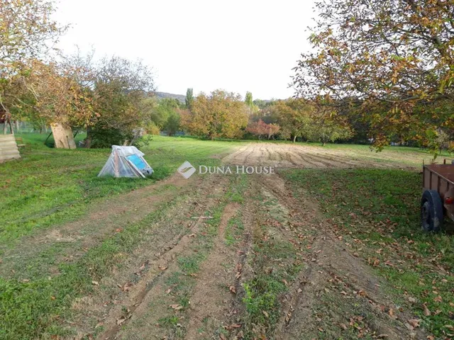 Eladó telek Rezi, Nincs utca 2755 nm