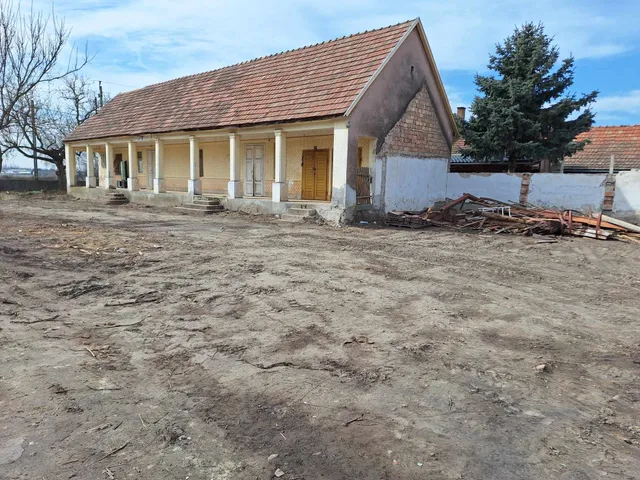 Eladó ház Kiskunlacháza 72 nm