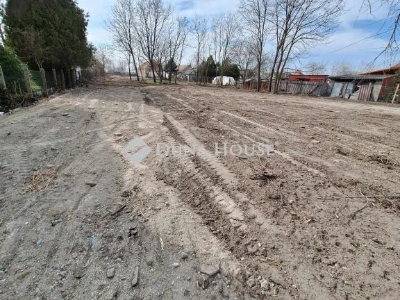Eladó telek Kiskunlacháza 1620 nm