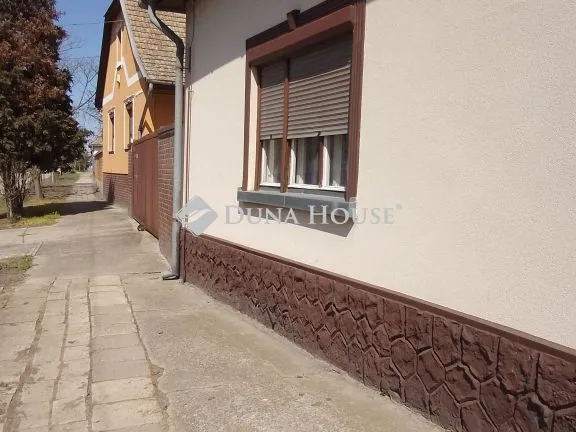 Eladó ház Tiszaalpár 105 nm