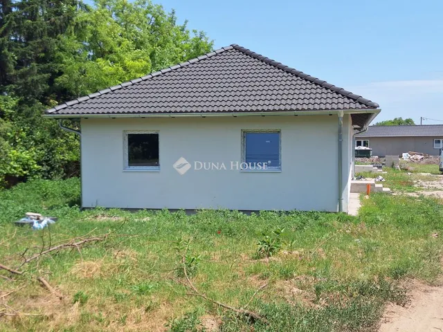 Eladó ház Kiskunlacháza 94 nm
