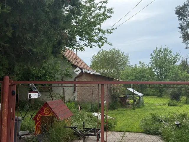Eladó telek Szigetszentmárton 684 nm