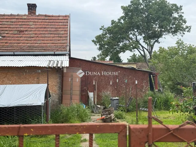 Eladó telek Szigetszentmárton 684 nm