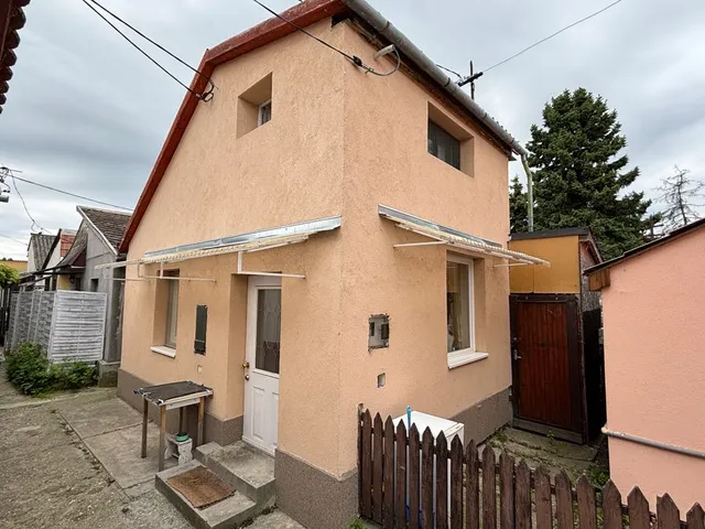Eladó üdülő és hétvégi ház Dunavarsány 34 nm