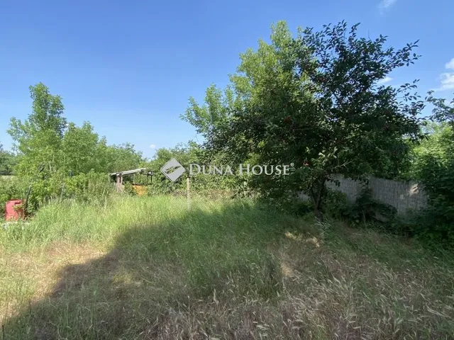 Eladó telek Tápióbicske 1864 nm