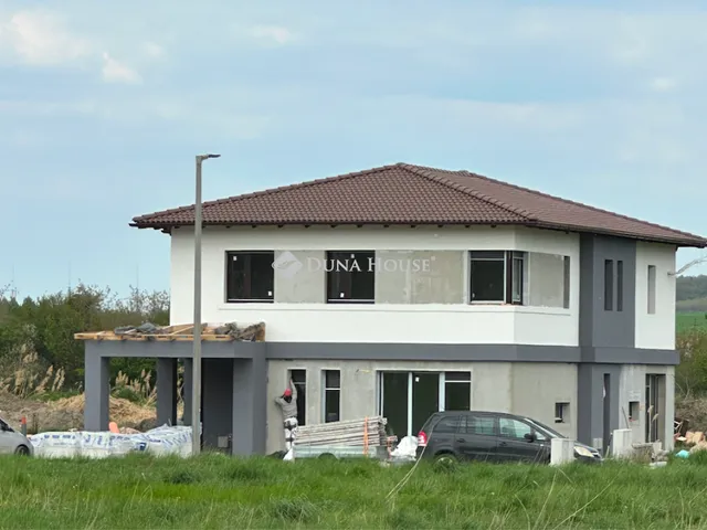 Eladó lakás Balatonföldvár 86 nm