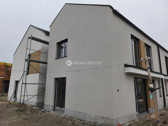 Eladó ház Dunaharaszti 85 nm